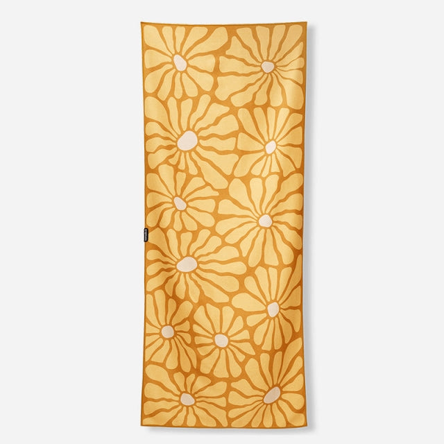 Nomadix Original Towel: Lazy Daisy Gold