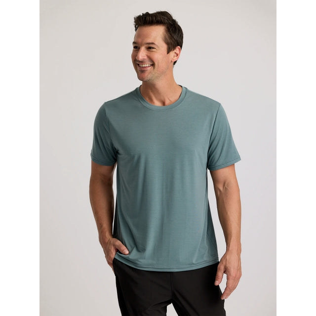 Men's Elevate Lightweight Tee Free Fly