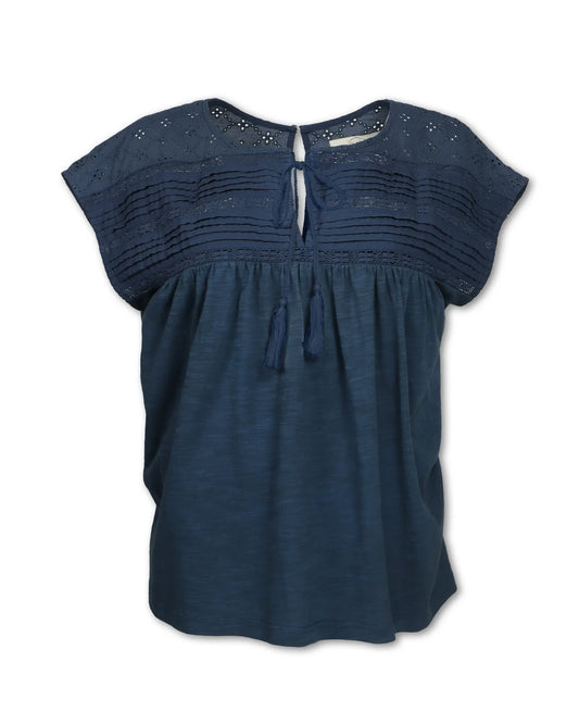 W EYELET KNIT TEE