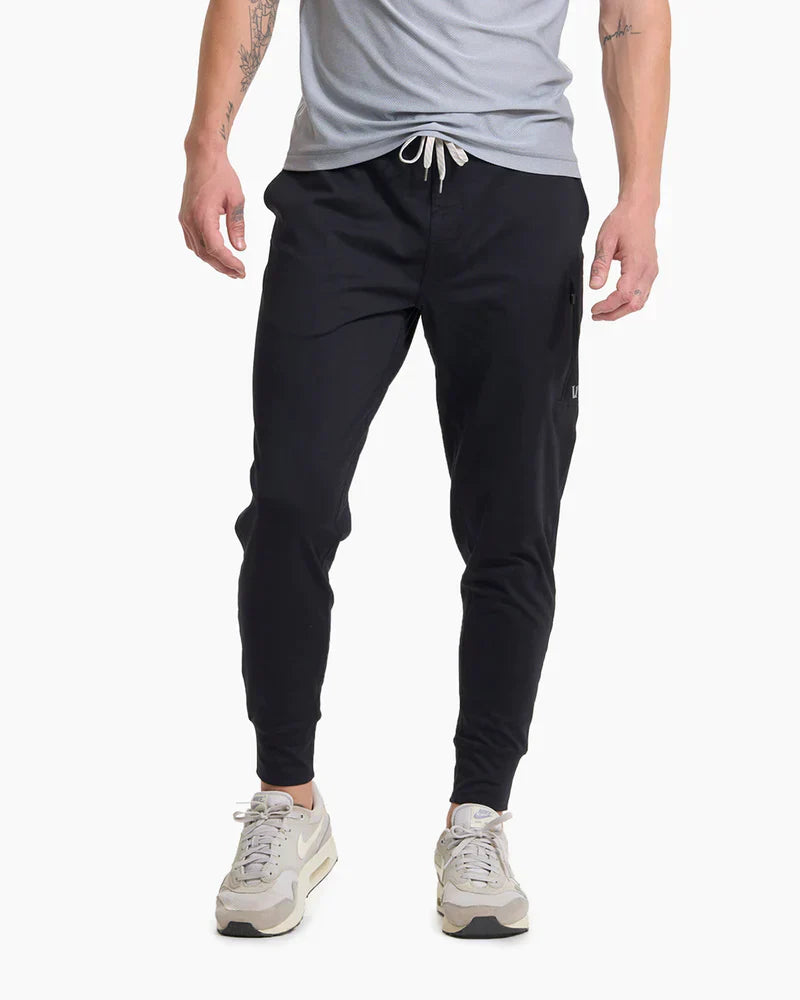 Mens Sunday Performance Jogger Vuori